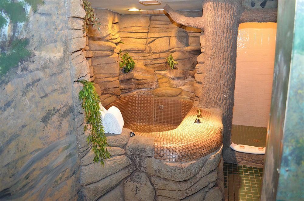 Red Carpet Inn Fanta Suites Hotel Greenwood Zewnętrze zdjęcie