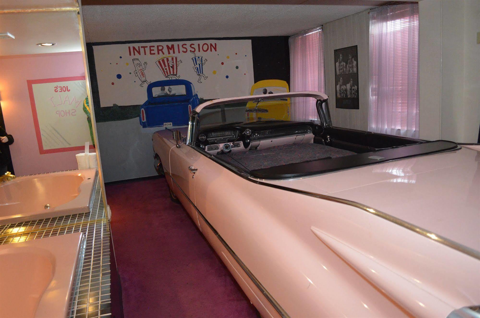 Red Carpet Inn Fanta Suites Hotel Greenwood Zewnętrze zdjęcie